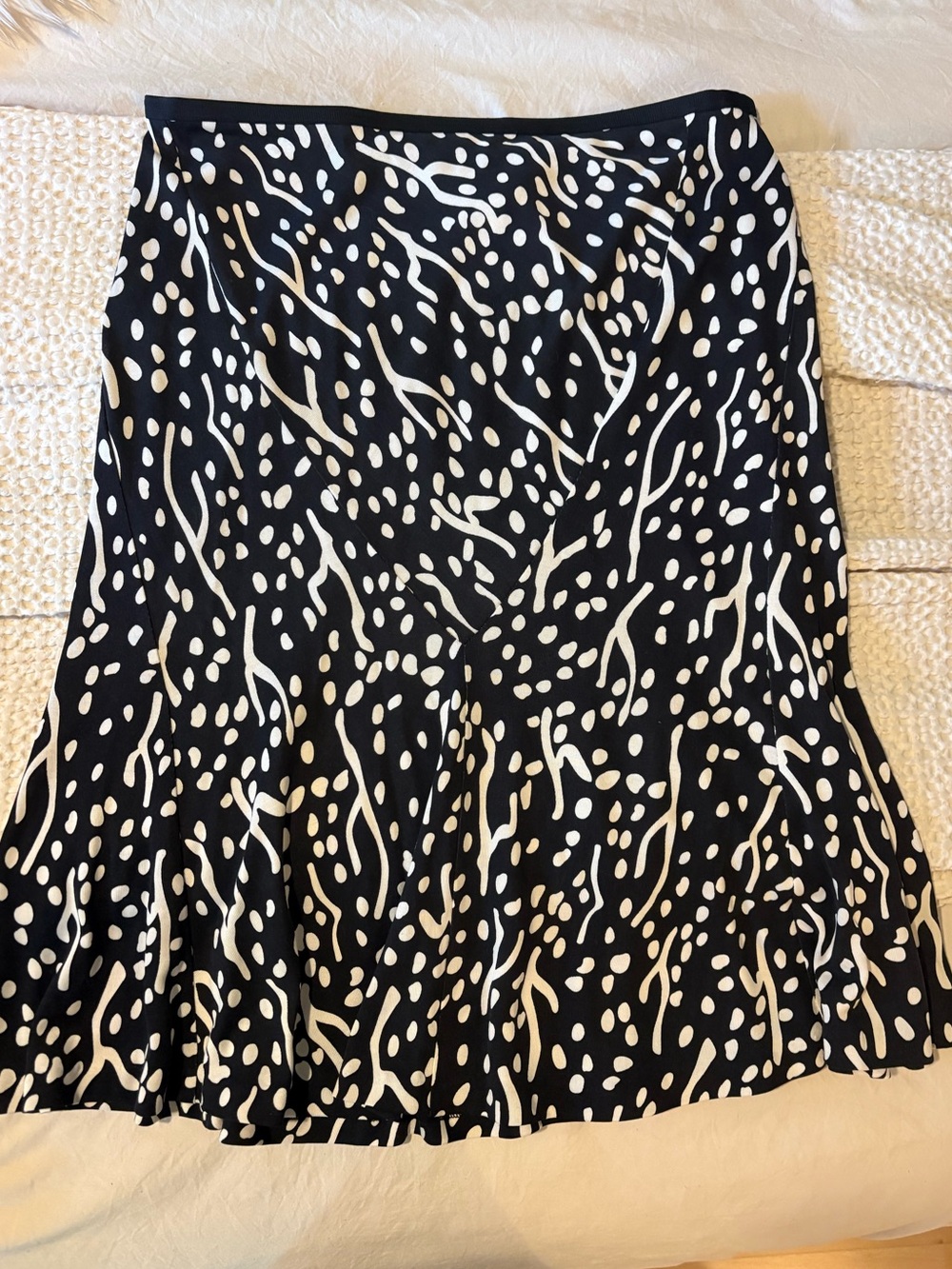 Diane Von Furstenberg Black & White Patterned A-Line Skirt